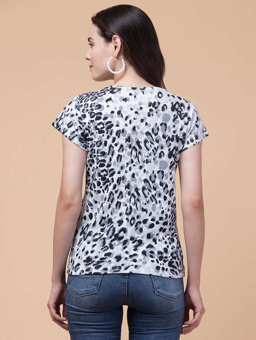 pack of 2 women printed multi colored t-shirt - 21331069 - Standard Image - 4