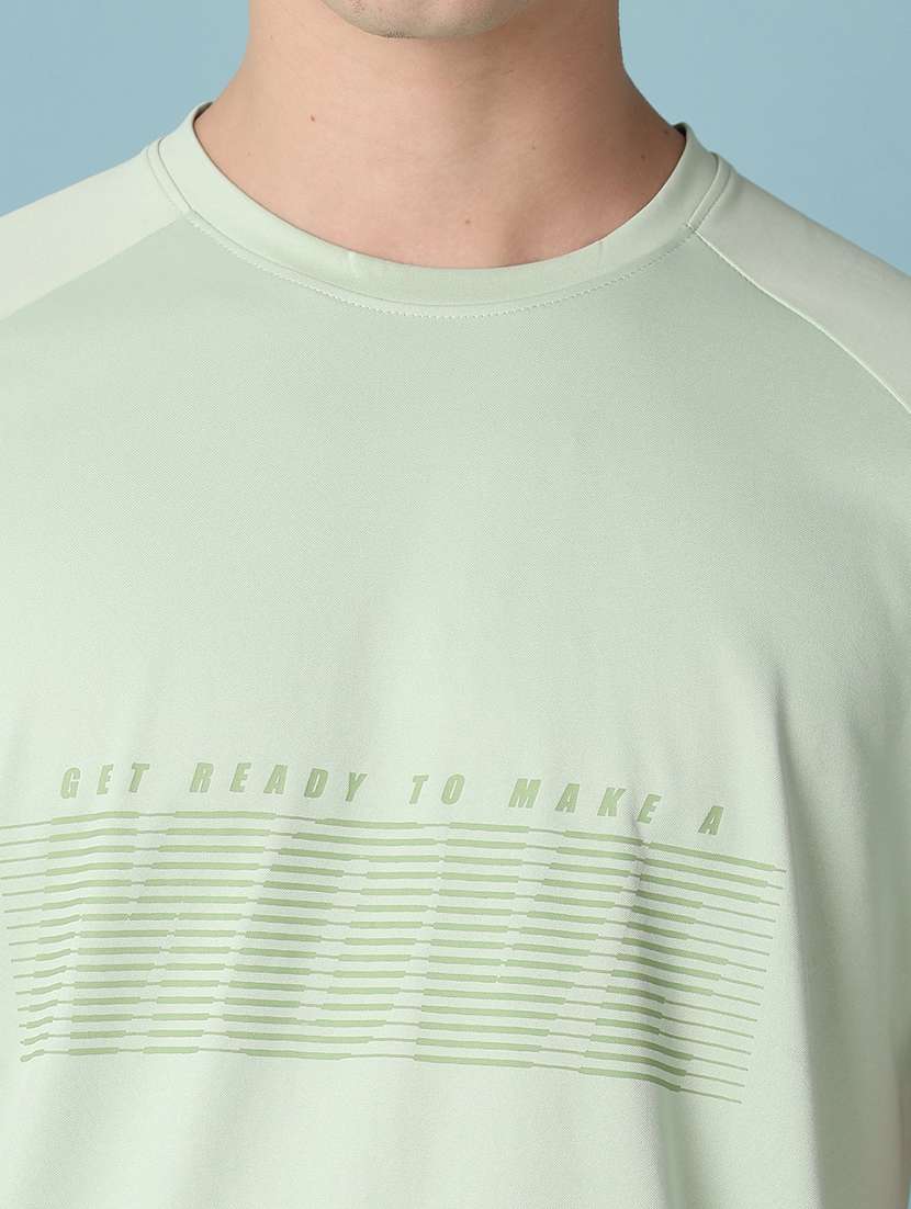 men front print short sleeve t-shirt - 21331476 -  Standard Image - 4