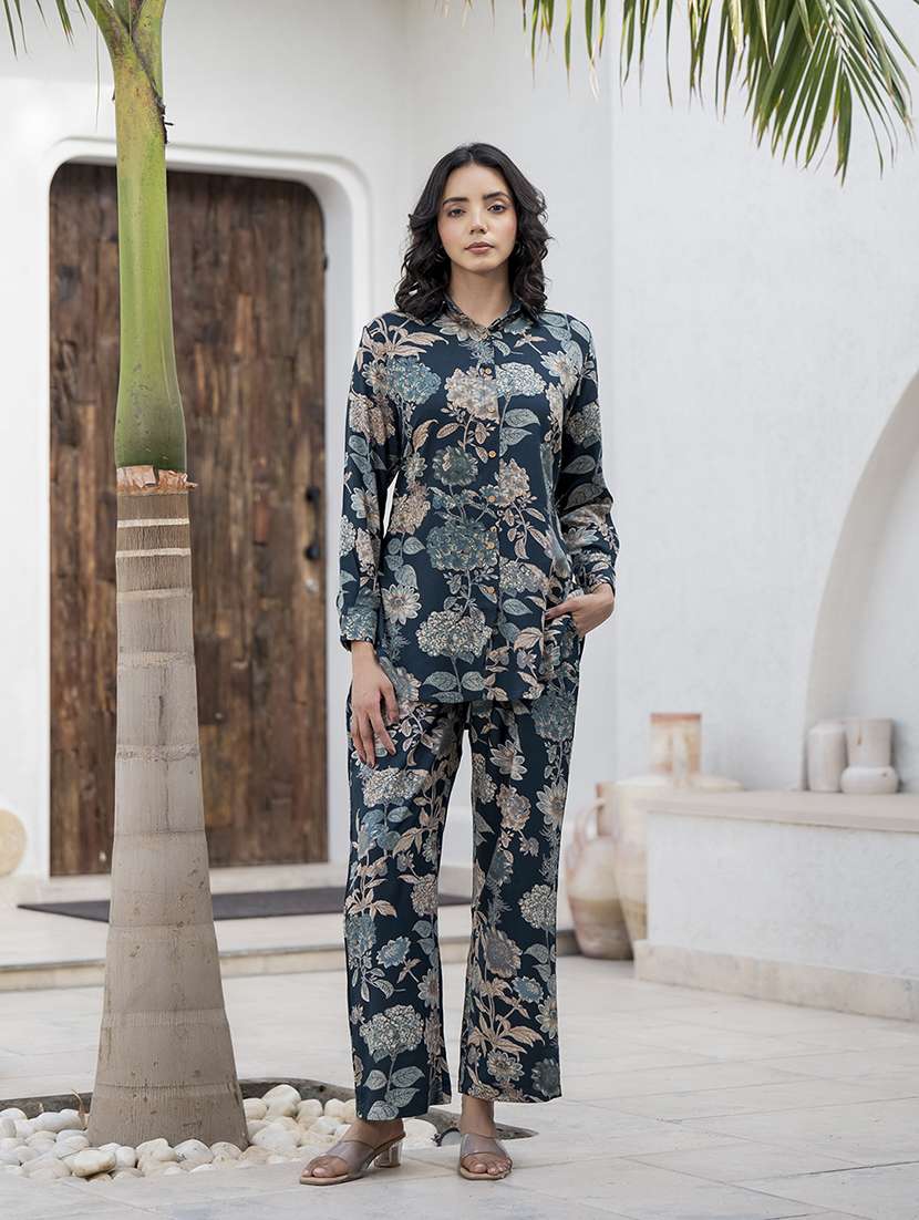 women bottle green co-ord set