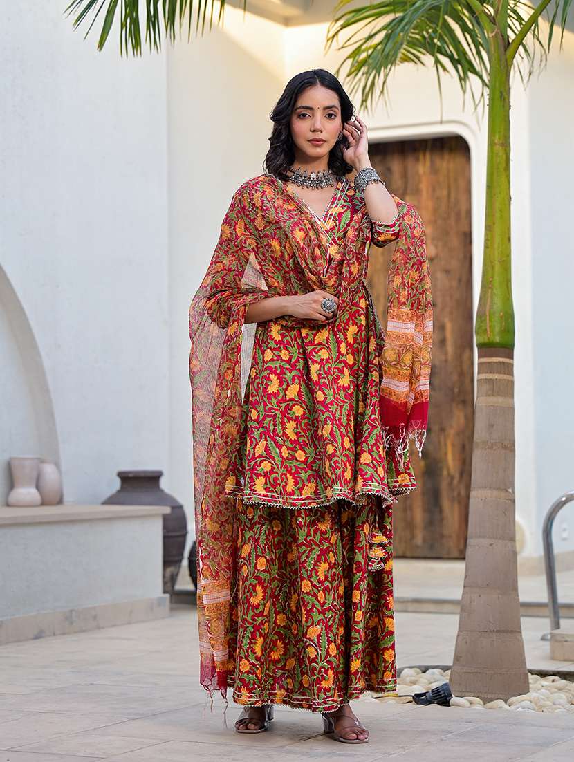 women maroon kurta sharara set - 21331687 -  Standard Image - 4