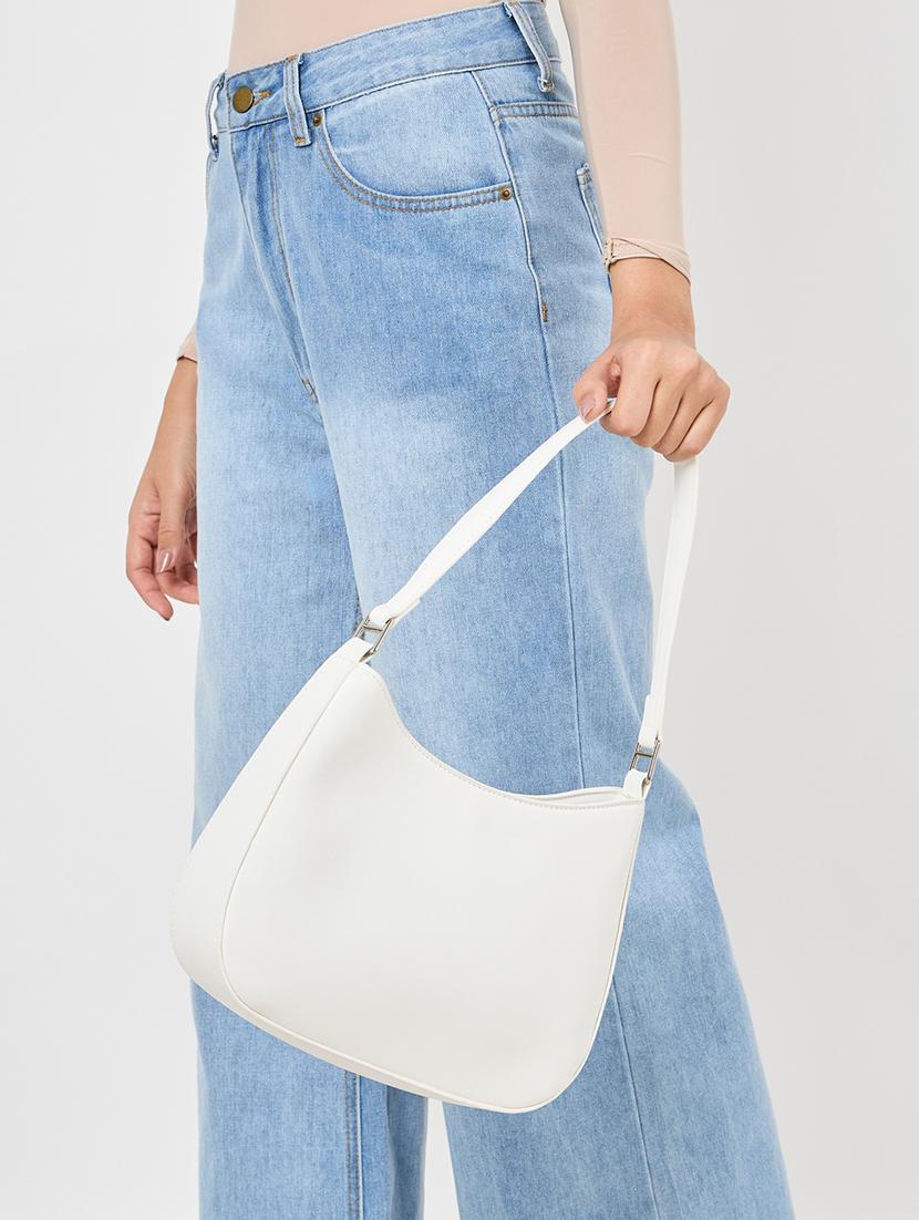 white leatherette (pu) solid handbag - 21332534 - Standard Image - 4