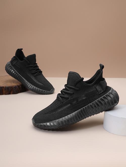 black lace-up sports shoes - 21333237 -  Standard Image - 0