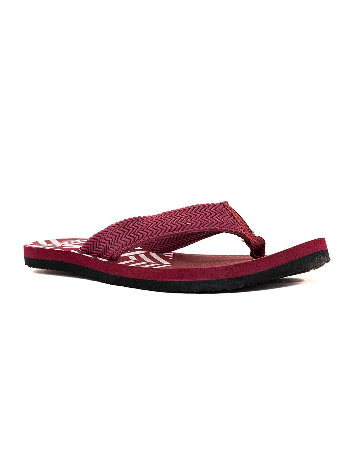 men toe seprator slippers - 21335421 - Standard Image - 1