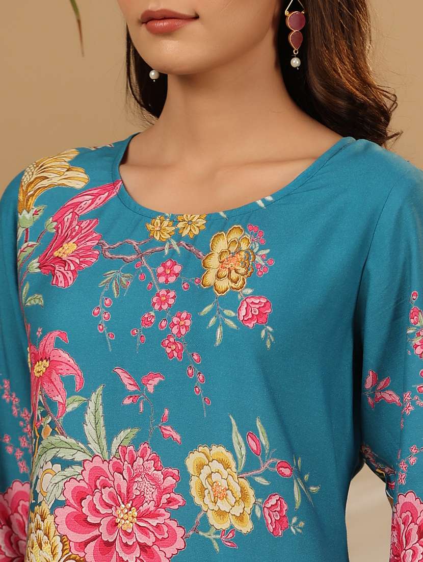 women three quarter sleeve suit set - 21337701 - Standard Image - 4