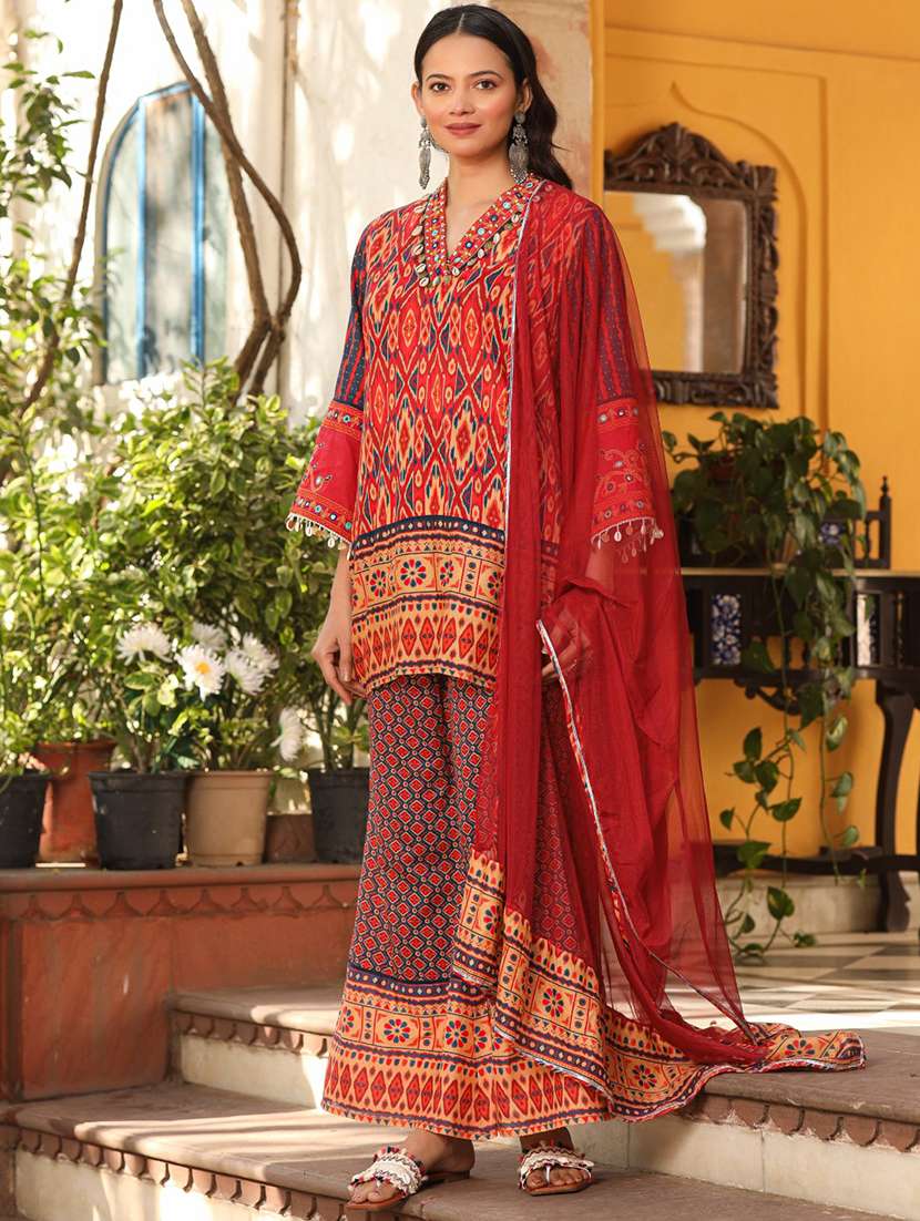 women ikat printed kurta palazzo with dupatta set - 21337796 - Standard Image - 1
