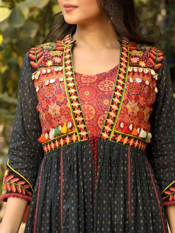 black cotton layered ethnic dress - 21337862 - Standard Image - 4