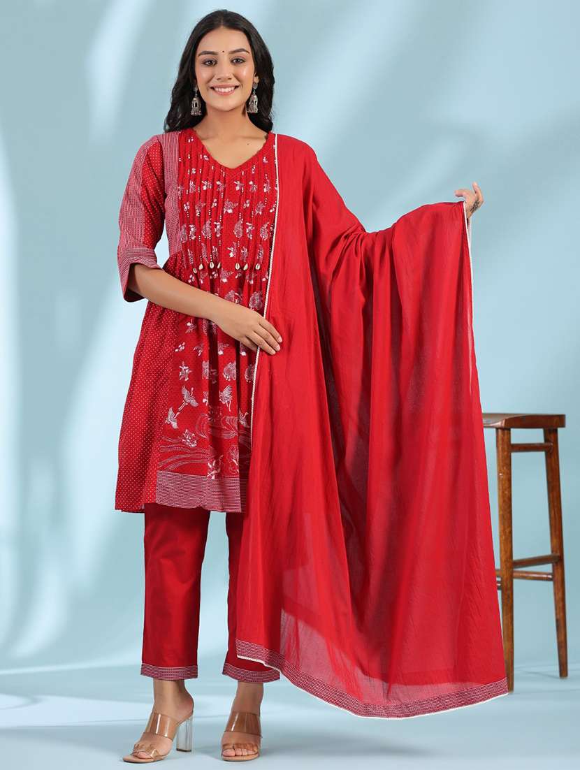 women kurta pant set with dupatta