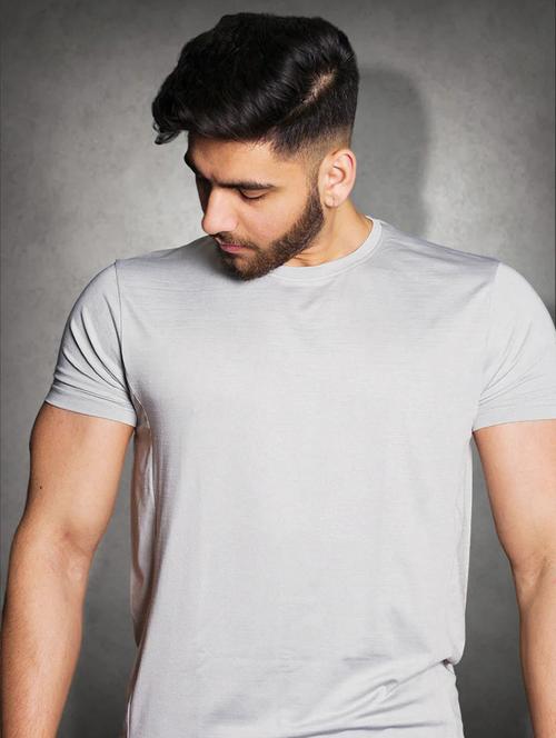 men plain round neck t-shirt - 21338259 - Standard Image - 0
