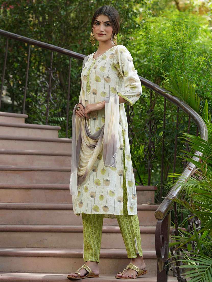 women three quarter sleeve kurta pant with dupatta set - 21338539 - Standard Image - 1