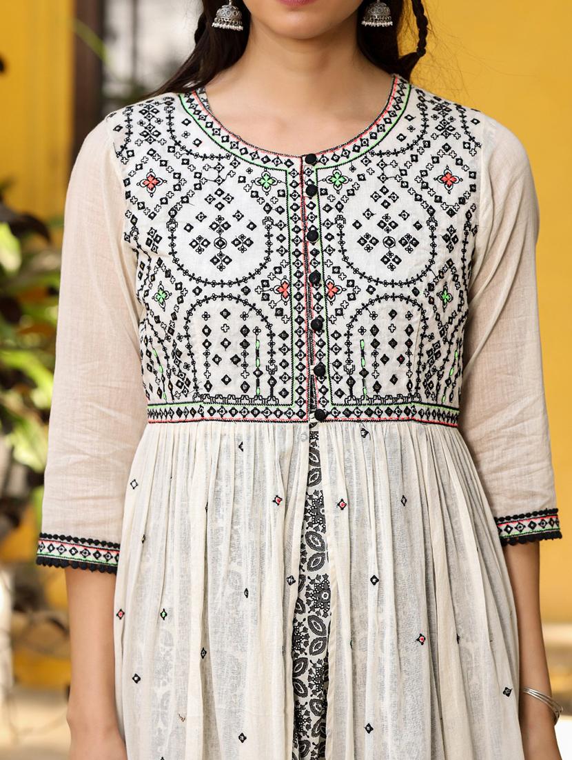 women off-white round neck flared dress - 21338661 - Standard Image - 4