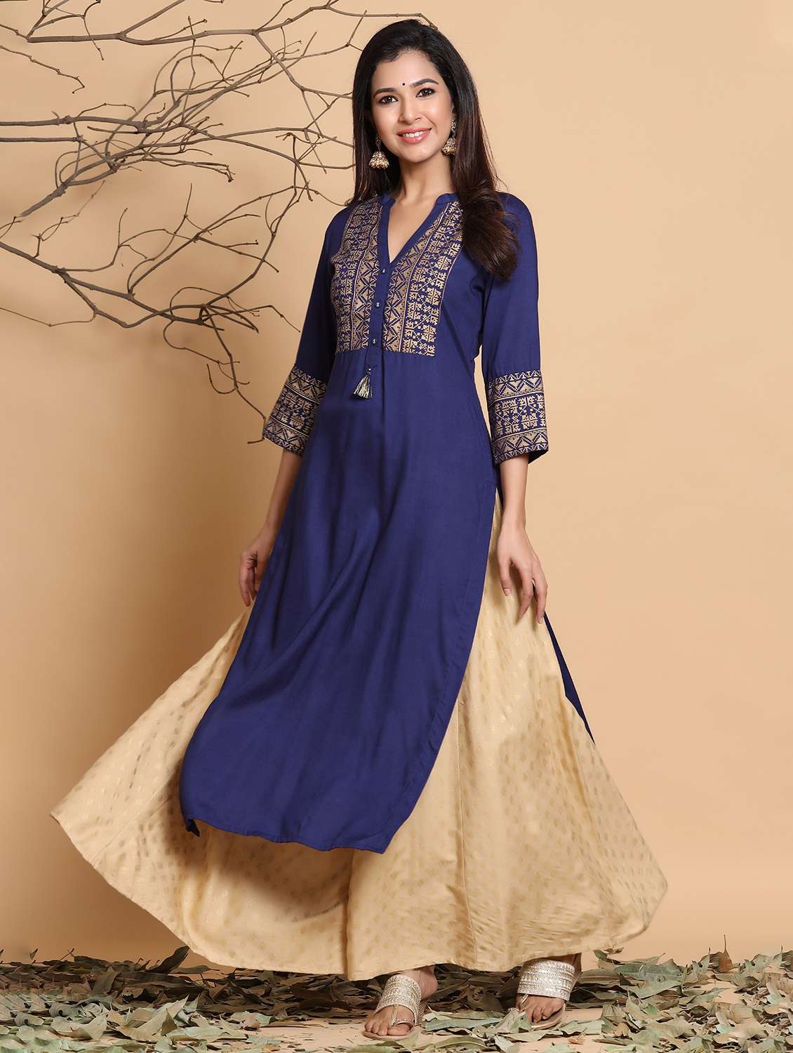 women three quarter sleeve straight kurta - 21338668 -  Standard Image - 1