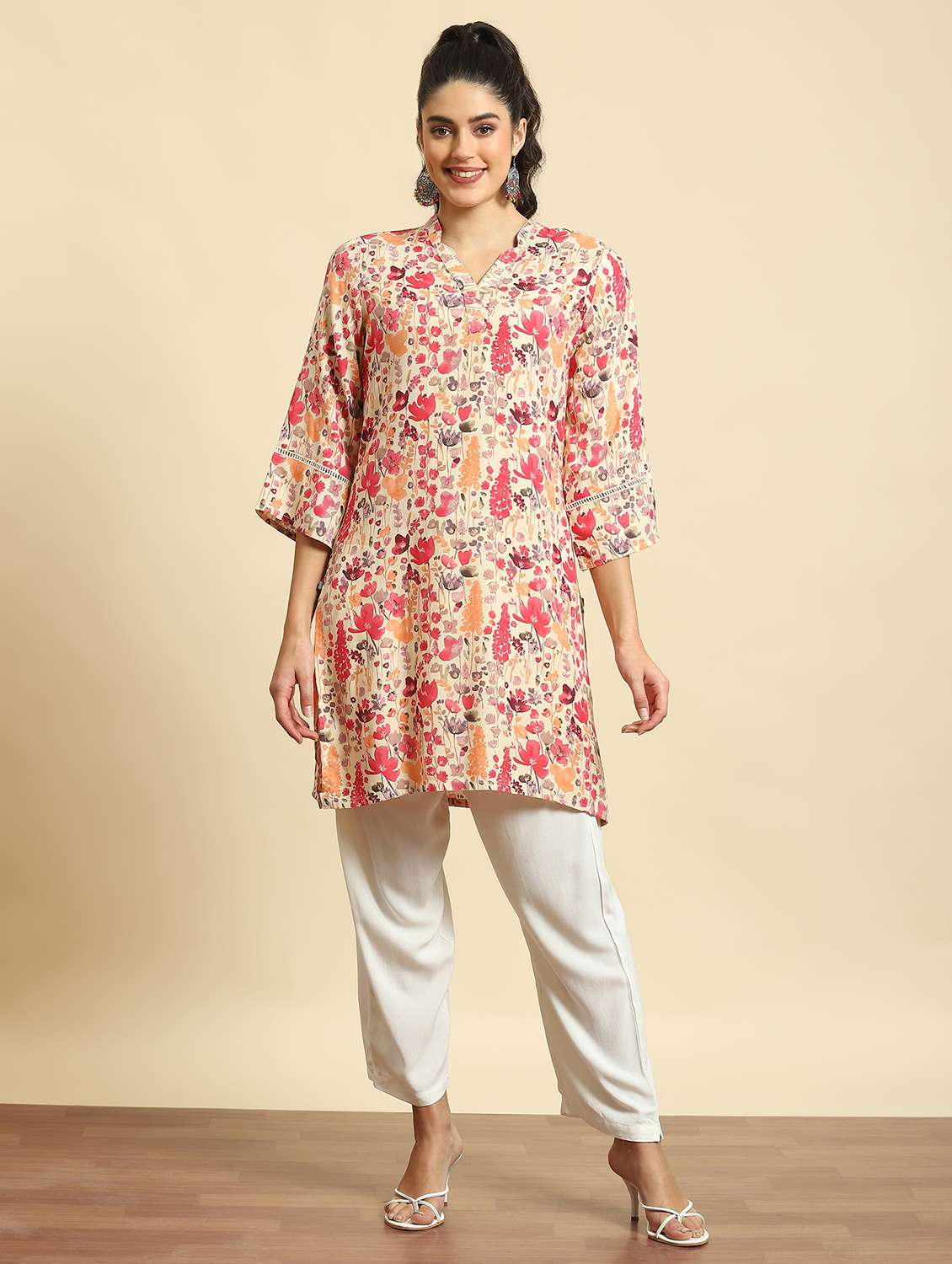 women v-neck floral printed straight kurta