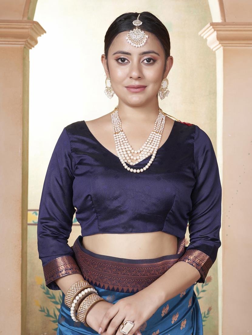 women self design kanjivaram saree with blouse - 21340458 - Standard Image - 4