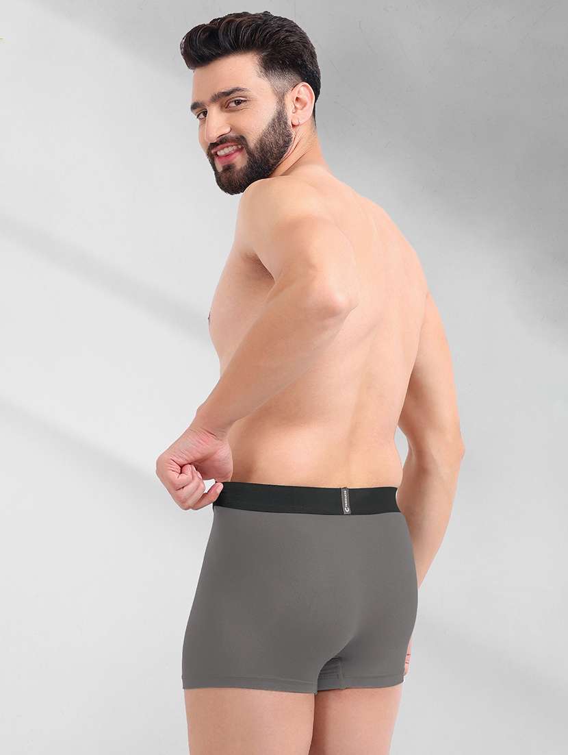 men solid trunk - 21342457 -  Standard Image - 4