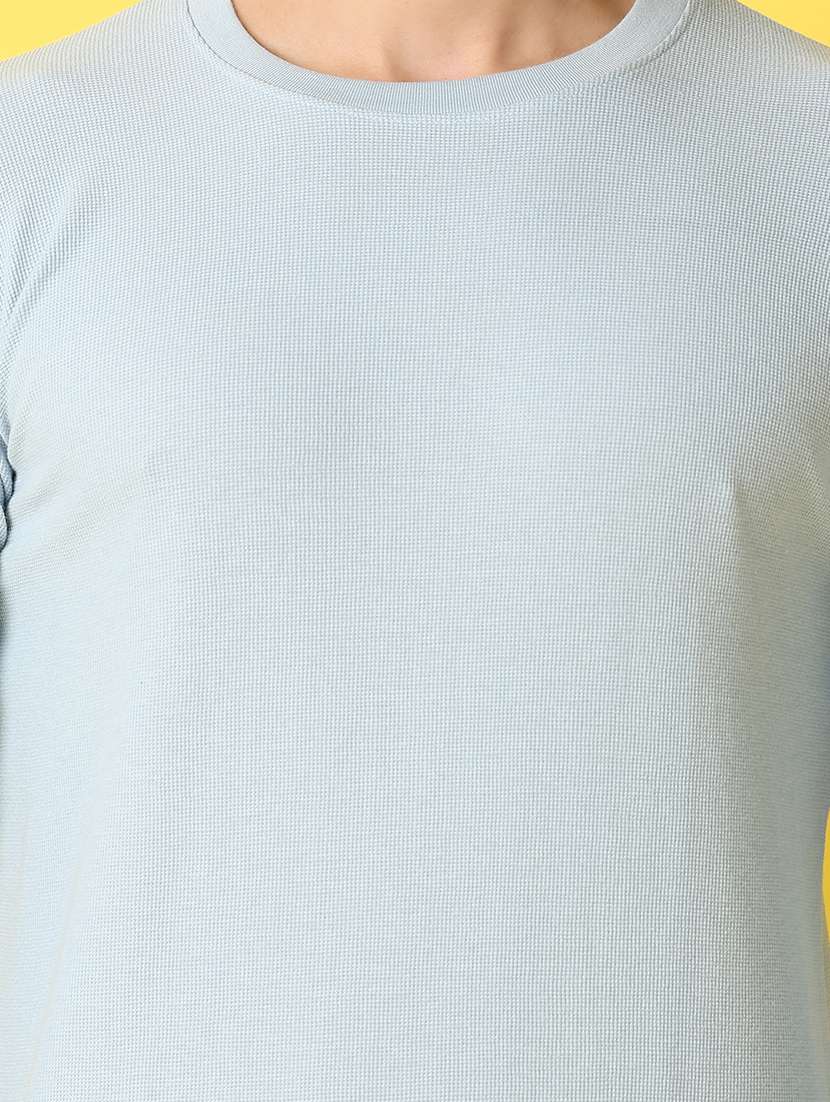 men round neck solid t-shirt - 21344381 -  Standard Image - 4