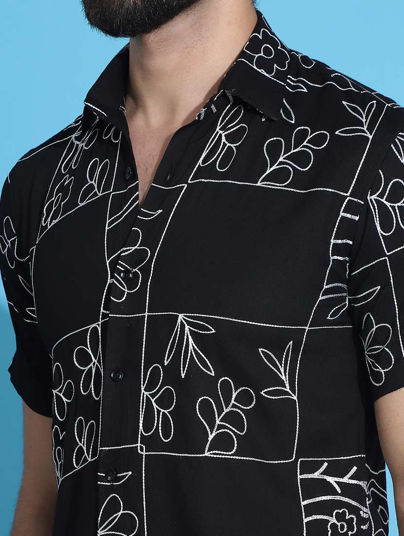 men printed cotton casual shirt - 21345410 -  Standard Image - 4