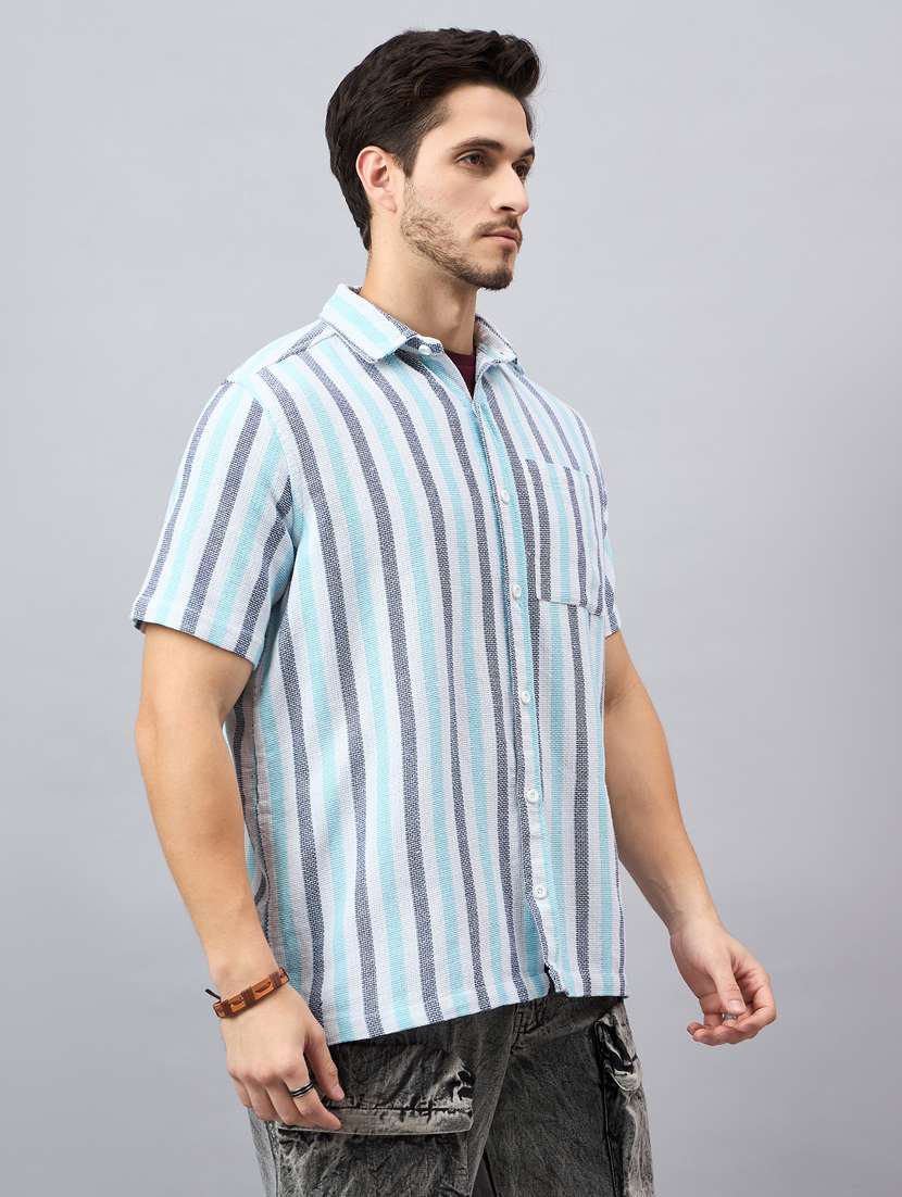 men short sleeves casual shirts - 21345562 -  Standard Image - 1