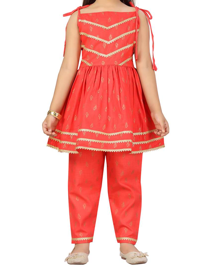 pink self-designed suit set - 21348886 - Standard Image - 4