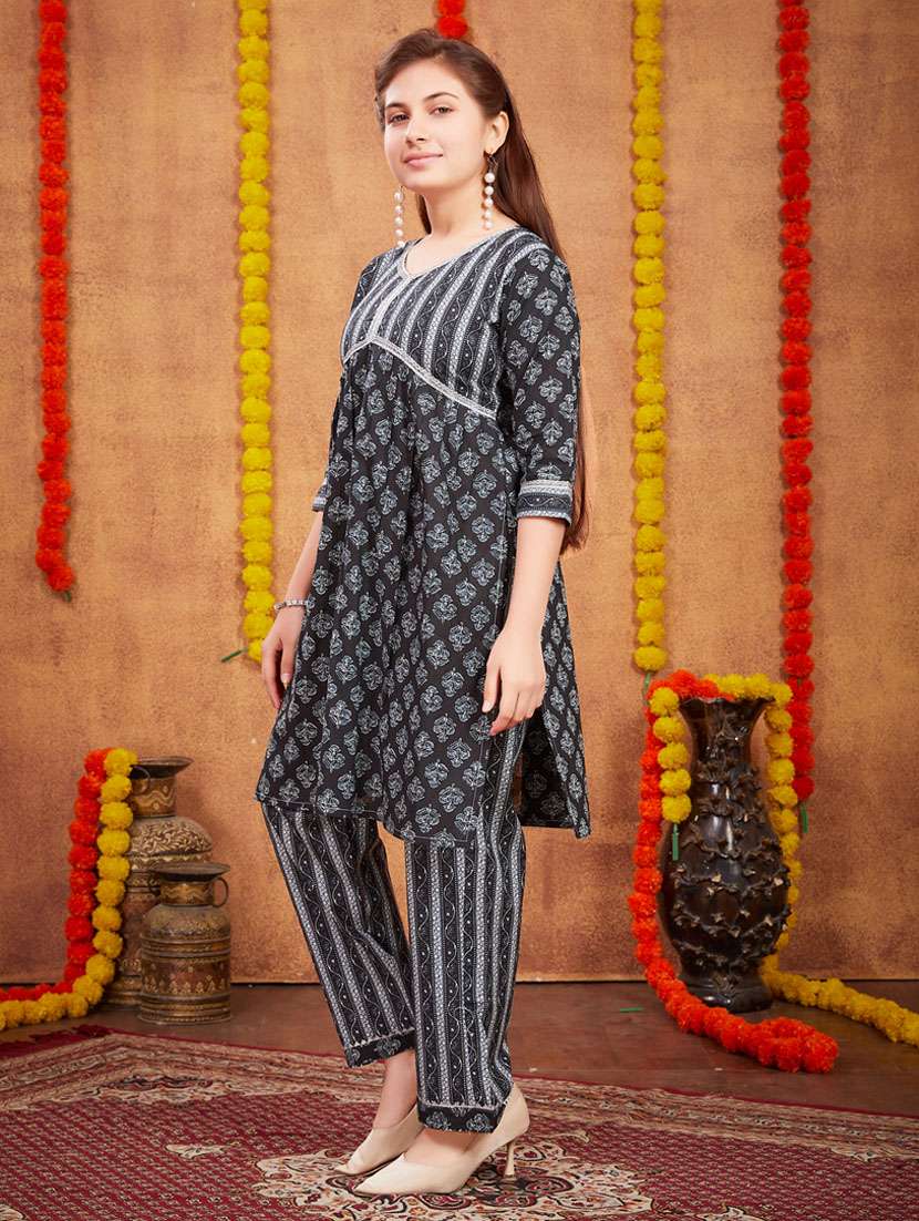 girls top and bottom ethnic wear sets - 21349133 -  Standard Image - 1