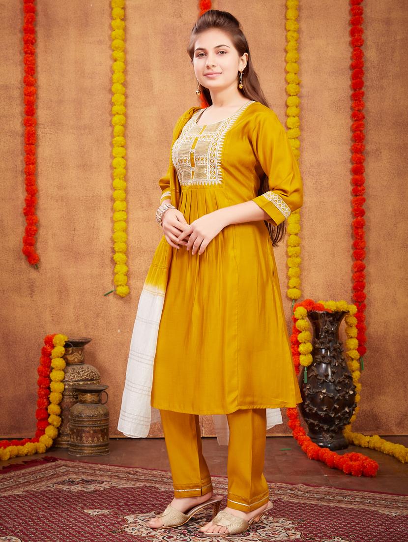 girls embroidered suit set with dupatta - 21349138 - Standard Image - 1