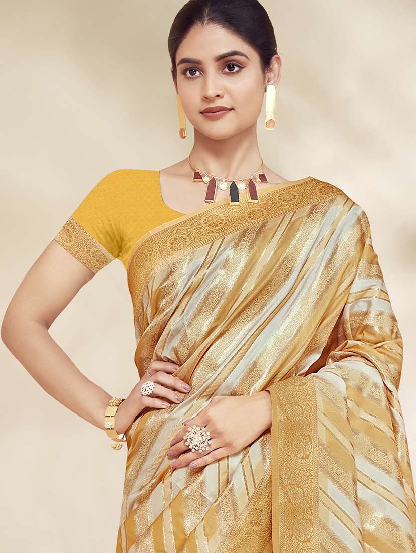women self design banarasi saree with blouse - 21350451 -  Standard Image - 1