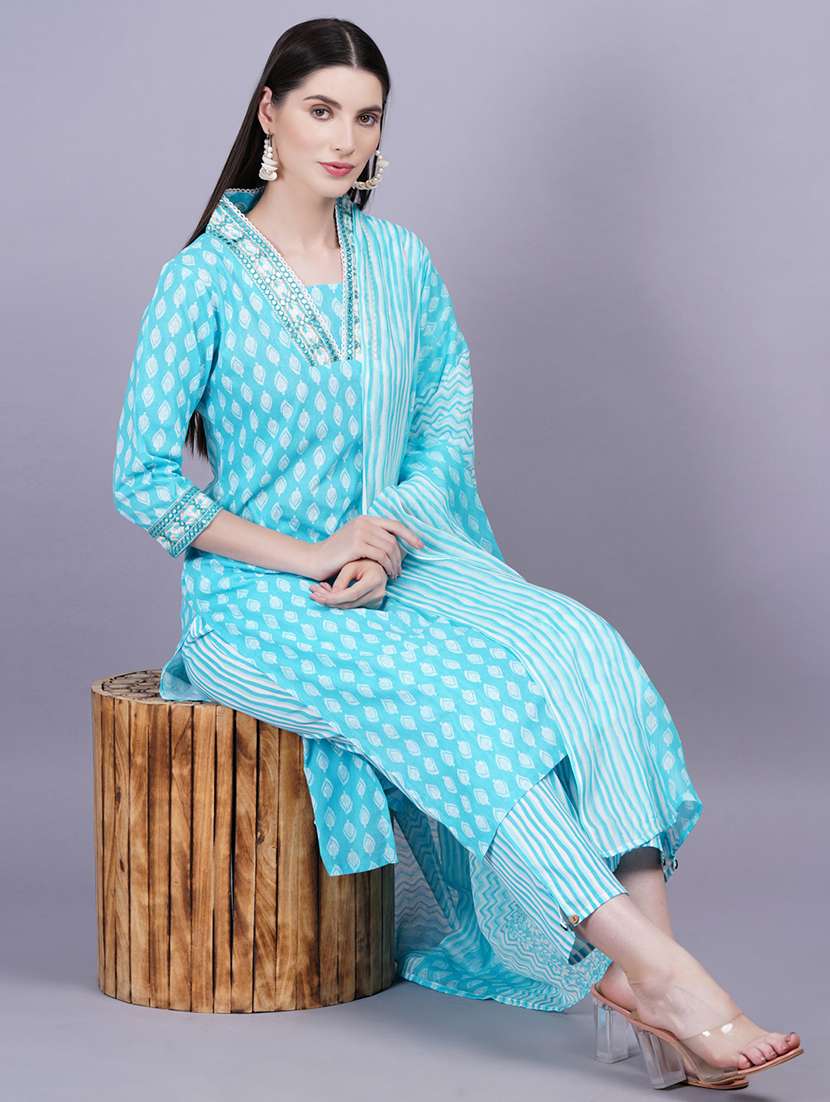 women three quarter sleeve kurta pant with dupatta set - 21350565 - Standard Image - 1