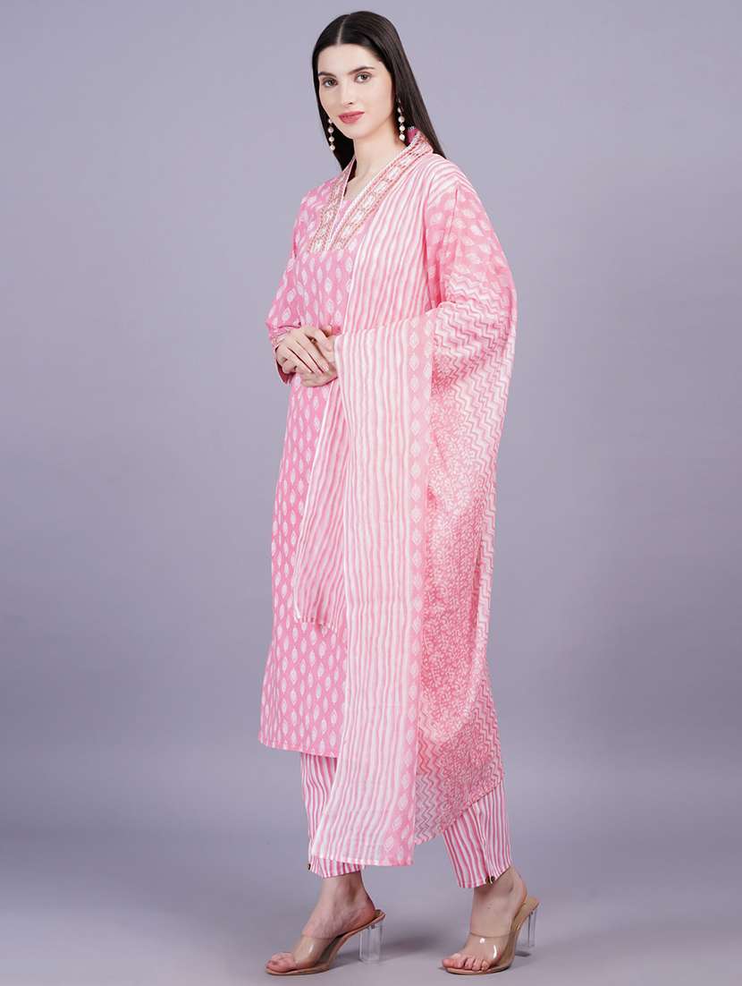 women three quarter sleeve kurta pant with dupatta set - 21350603 - Standard Image - 1