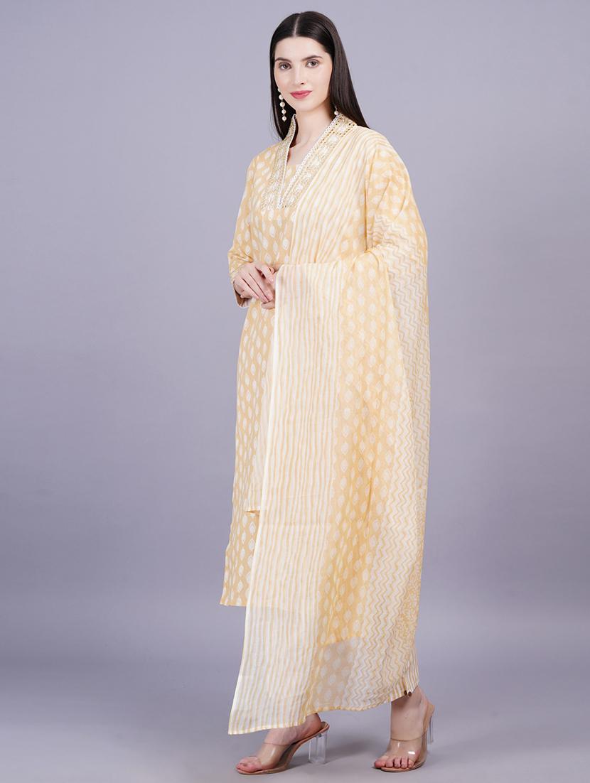 women three quarter sleeve kurta pant with dupatta set - 21350605 -  Standard Image - 1
