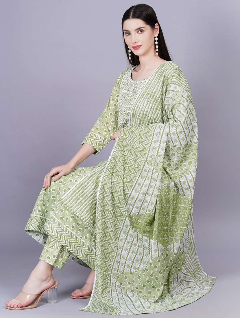 women printed kurta and pant with dupatta set - 21350619 -  Standard Image - 1