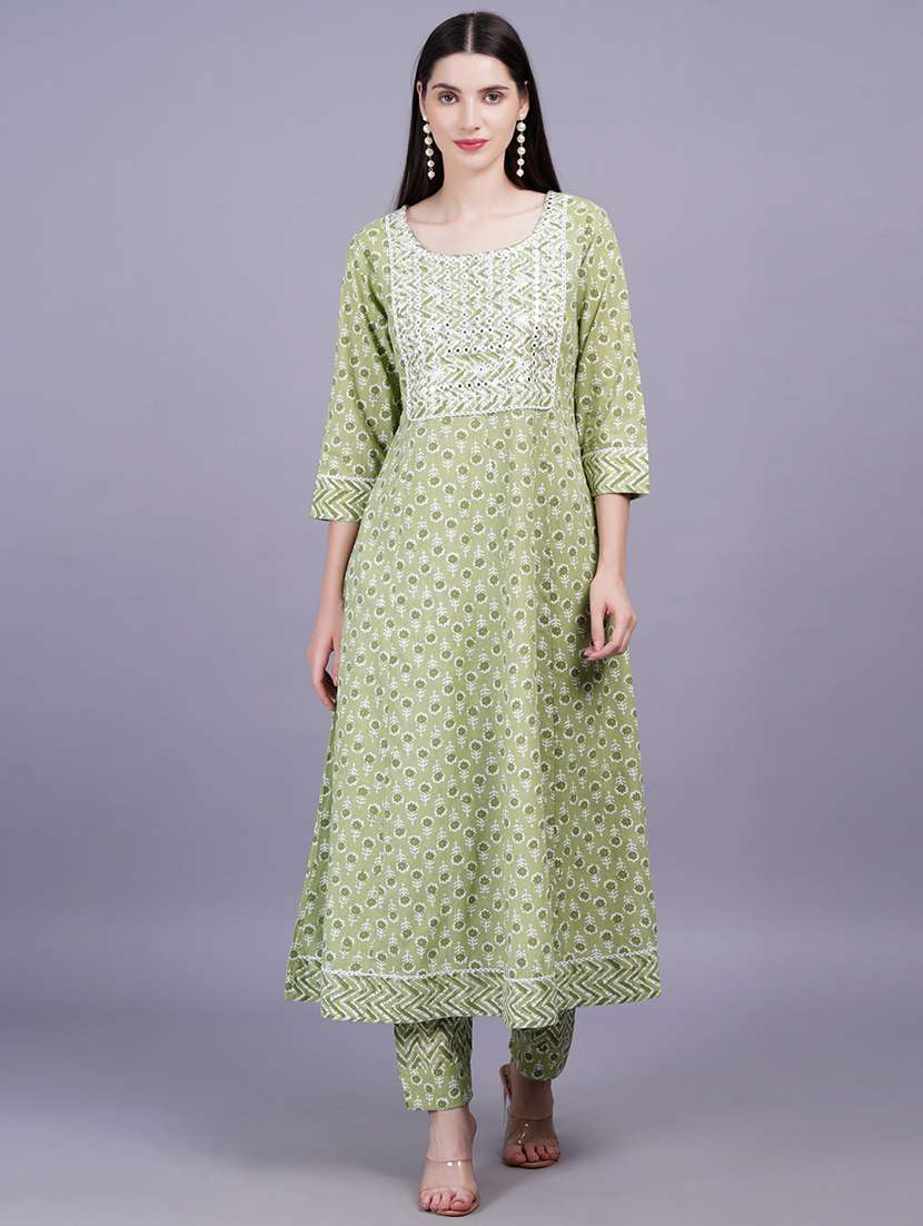 women printed kurta and pant with dupatta set - 21350619 -  Standard Image - 4