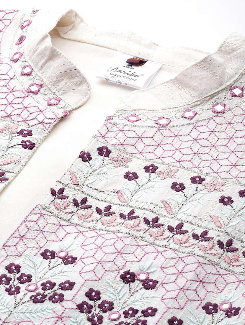 women three quarter sleeves ethnic jacket - 21350854 -  Standard Image - 4