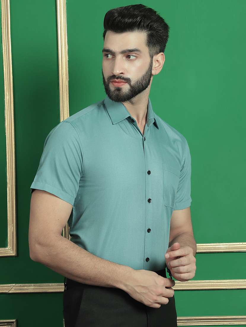 men short sleeves formal shirts - 21351957 -  Standard Image - 1