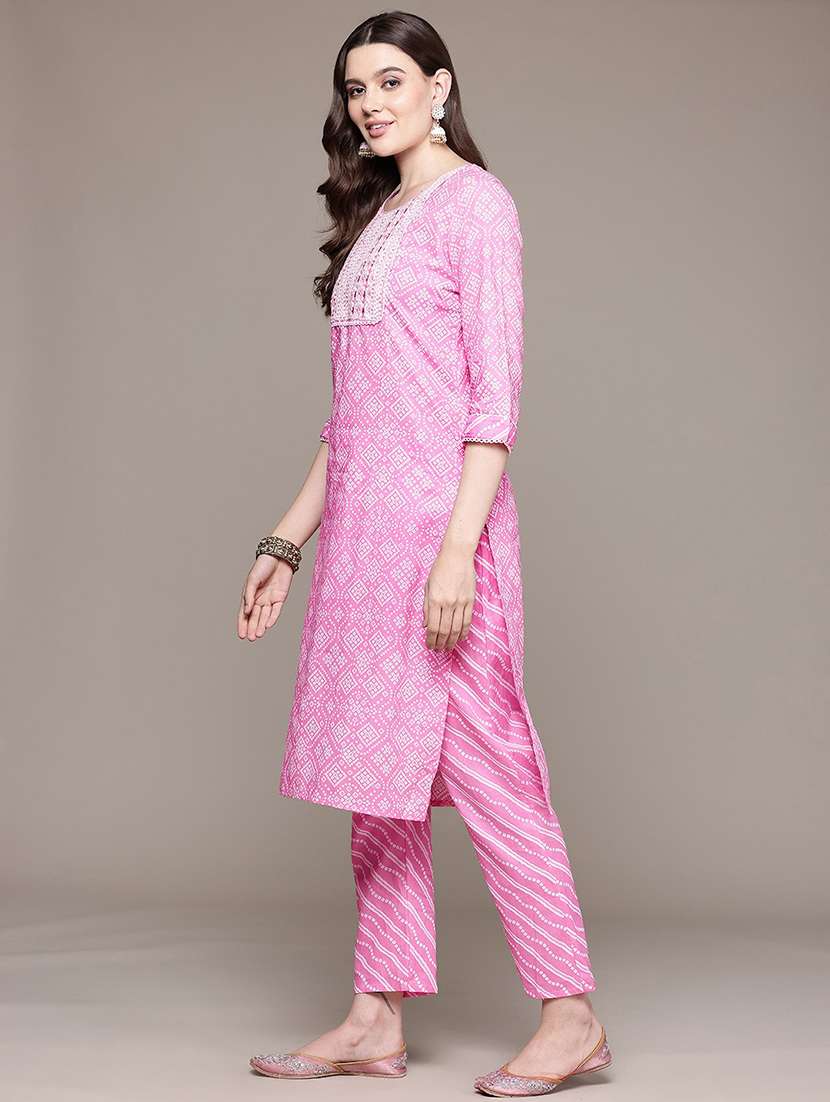 women three quarter sleeve kurta pant with dupatta set - 21352784 -  Standard Image - 1