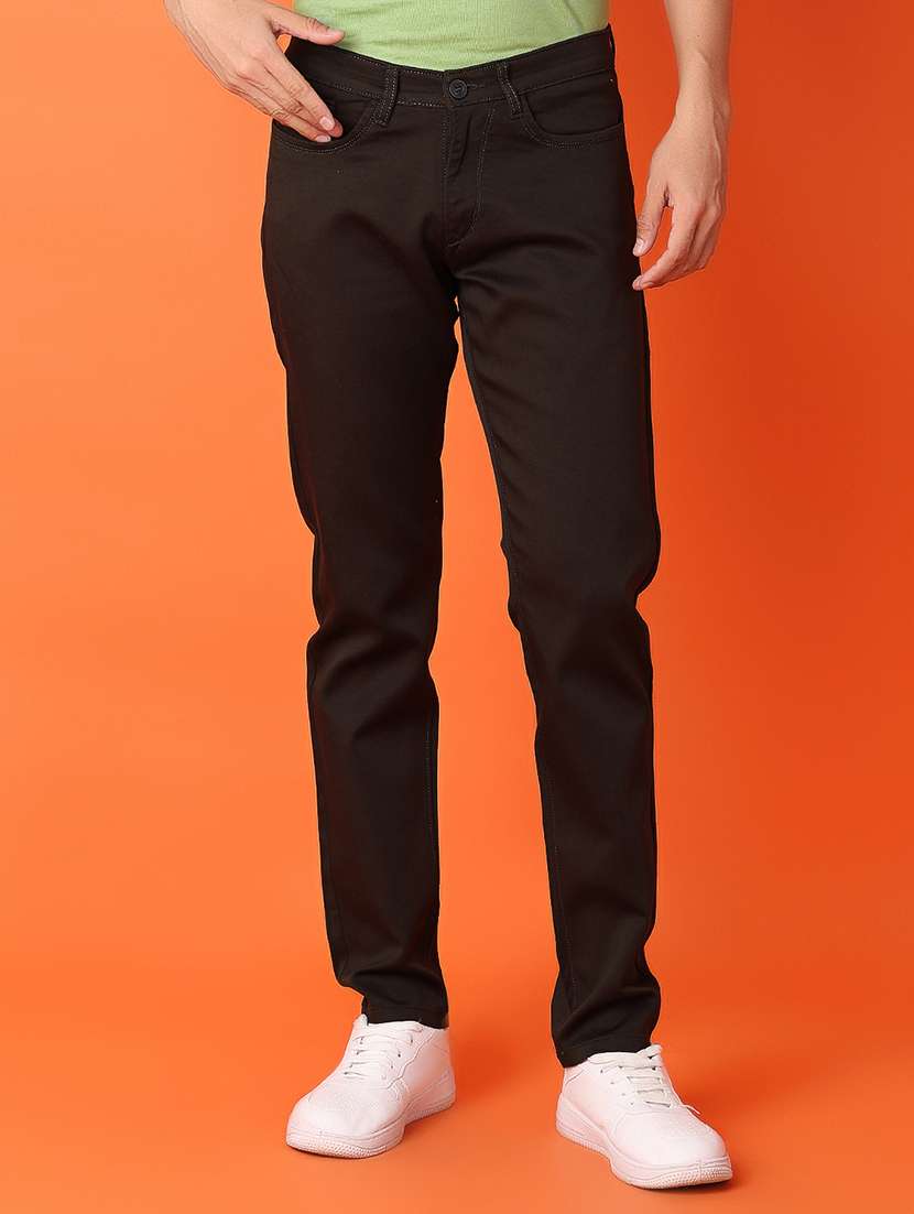 men mid rise solid chinos