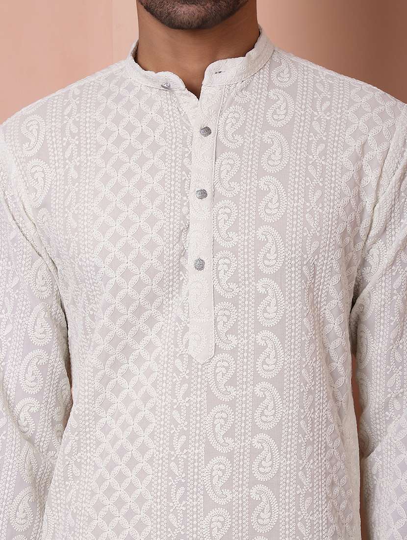 men mandarin neck embroidered long kurta - 21354518 - Standard Image - 4