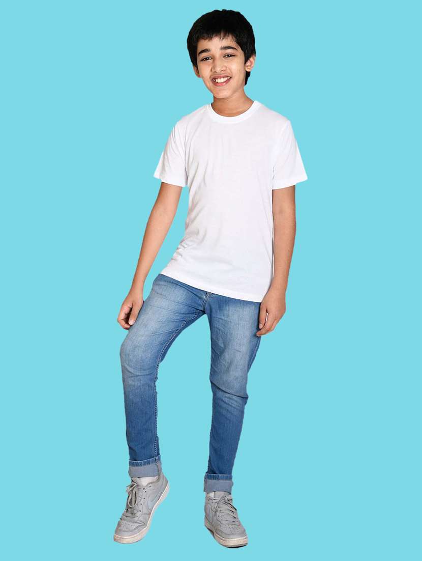 boys pack of 2 solid t-shirts - 21354939 - Standard Image - 6