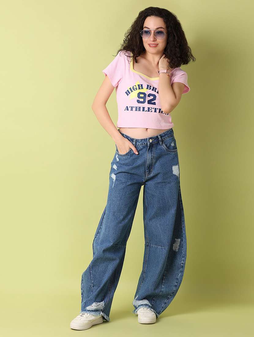 women pink typography print crop t-shirt - 21356101 -  Standard Image - 4