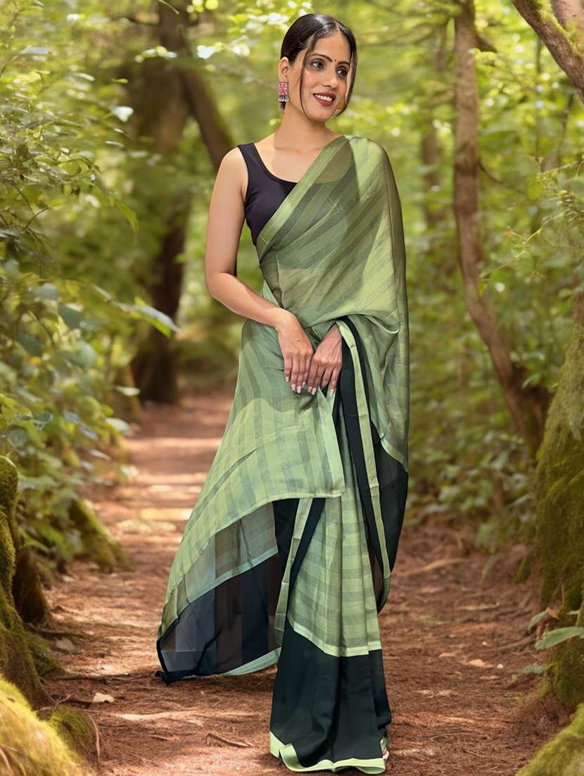 women striped printed saree with blouse - 21359296 - Standard Image - 4