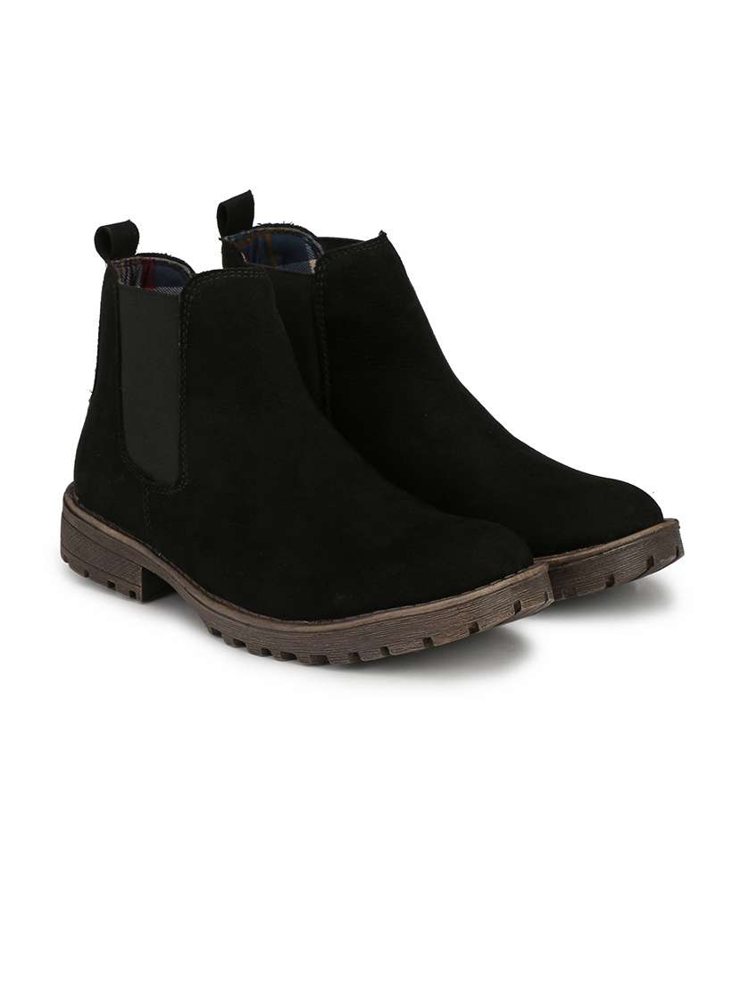 black slip on boots - 21359343 -  Standard Image - 1