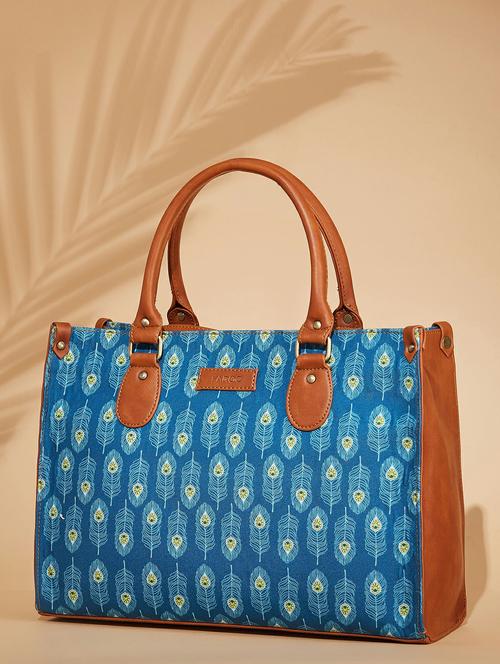women printed handbag with laptop pocket - 21359433 -  Standard Image - 0