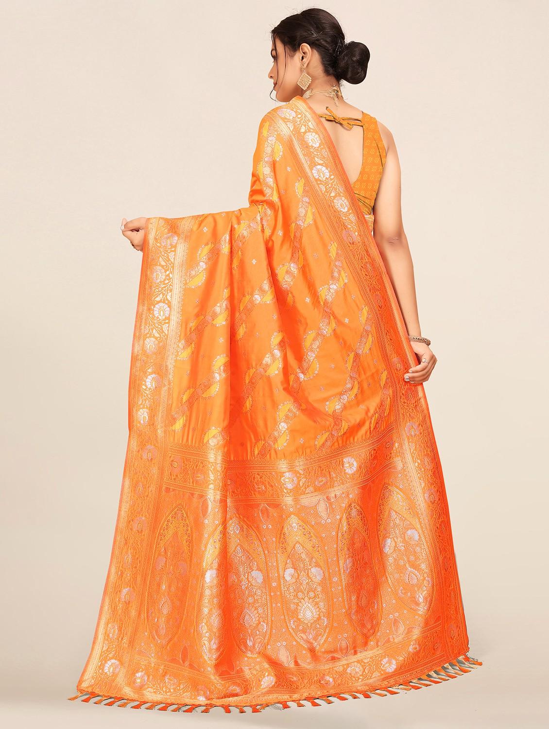 women self design banarasi saree with blouse - 21363757 -  Standard Image - 1