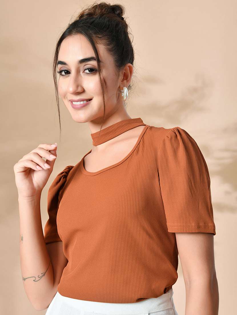 women solid chocker neck straight top - 21364505 - Standard Image - 1