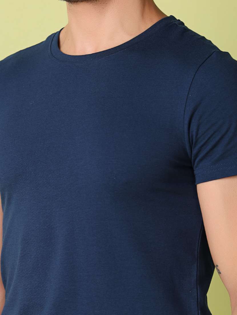 men solid round neck t-shirt - 21365489 -  Standard Image - 4