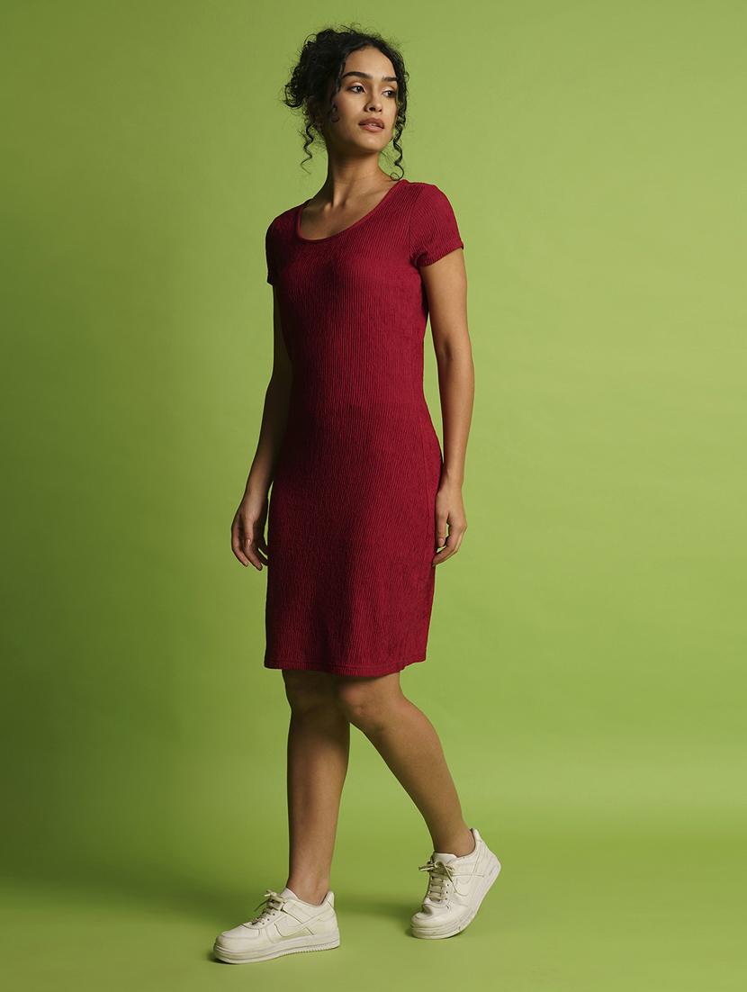 globus women maroon round neck short sleeves knitted self design sheath dress - 21366529 - Standard Image - 1