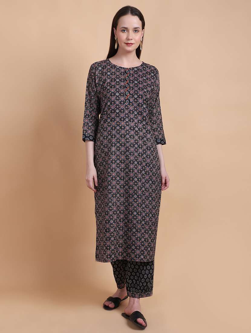 women round neck kurta pant set