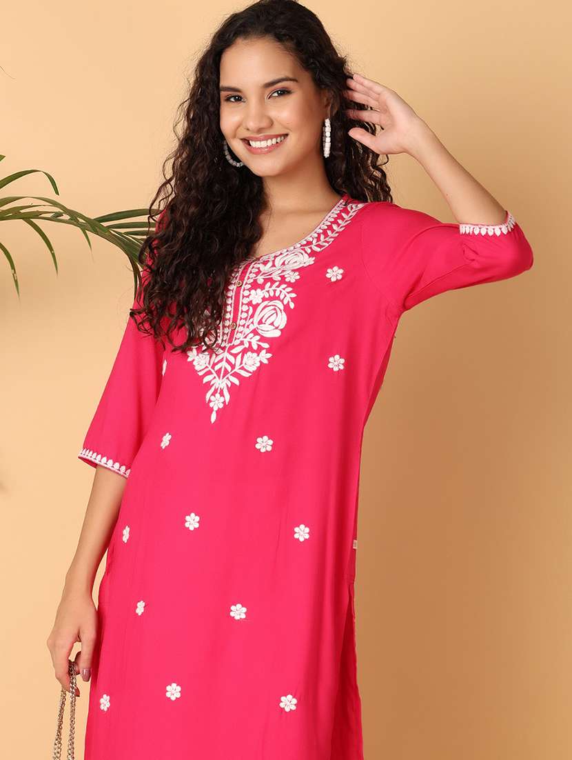 women fuchsia chikankari a-line kurta - 21368289 -  Standard Image - 4