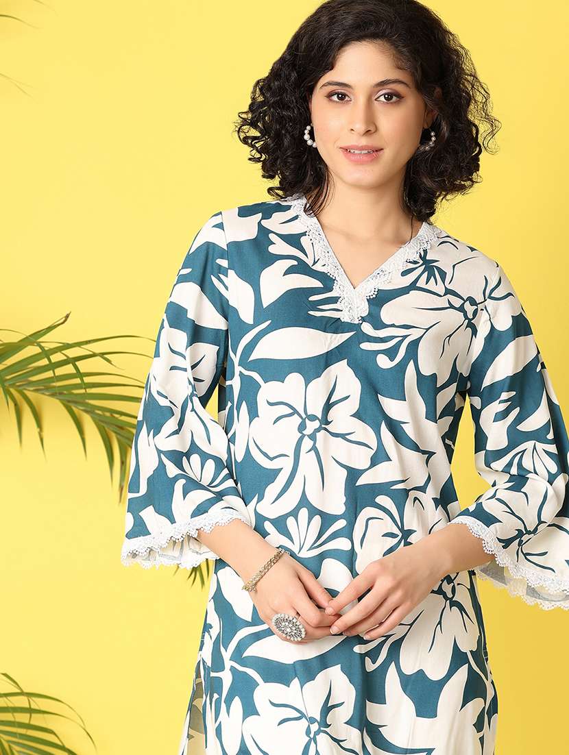 women blue floral printed straight kurta - 21368290 -  Standard Image - 4