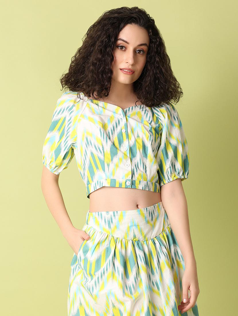 women green ikat printed crop top - 21368316 - Zoom Image - 0