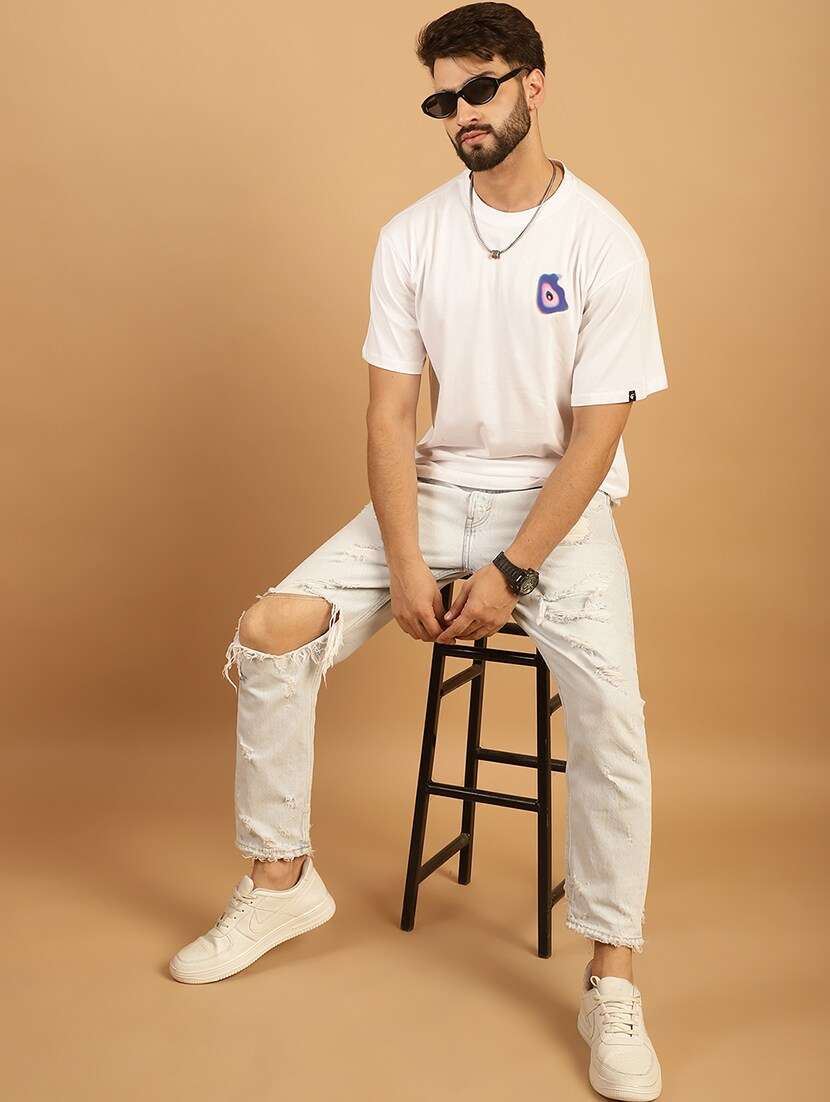 men round neck back print t-shirt - 21369591 -  Standard Image - 4