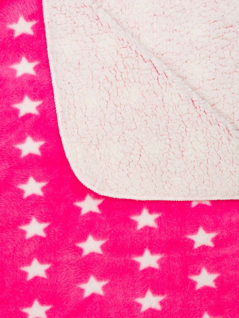 newborn baby swaddle blanket - 21370579 -  Standard Image - 4